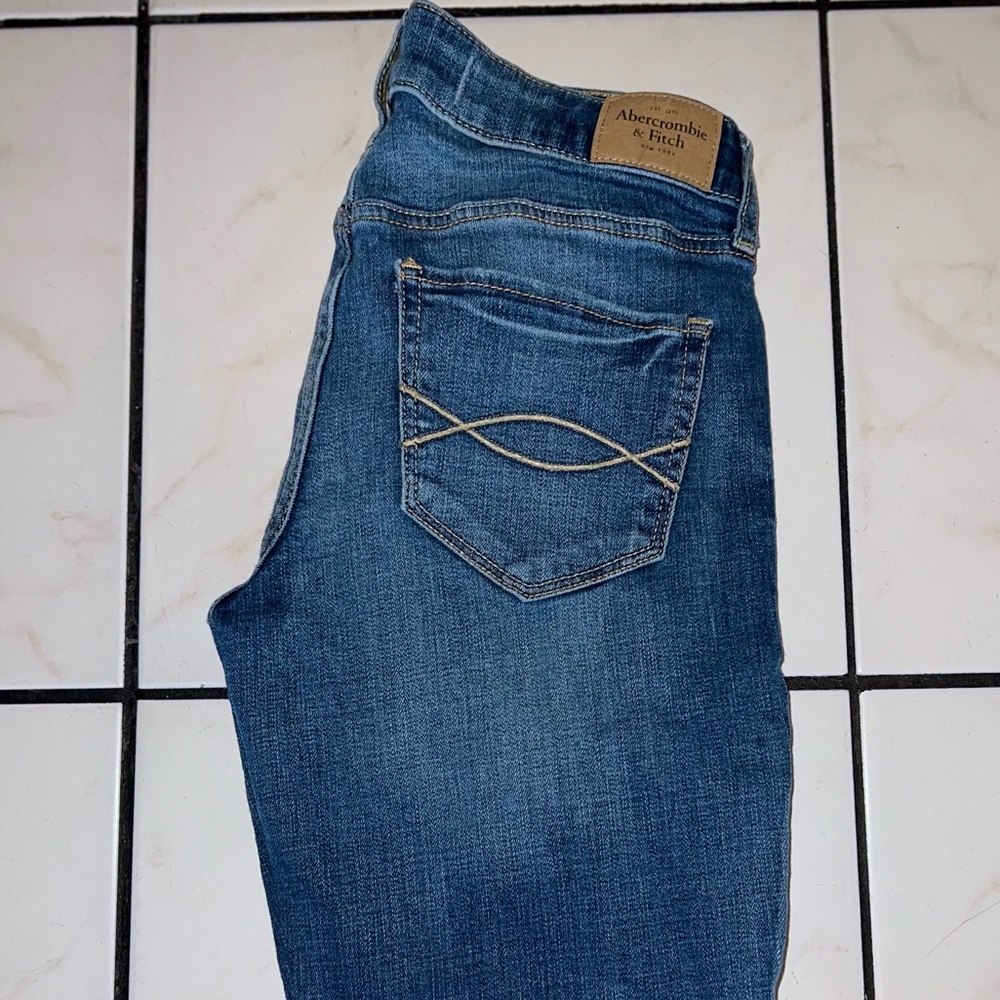 Abercrombie & Fitch Stretchy Skinny Blue Jeans Size 26 X 29